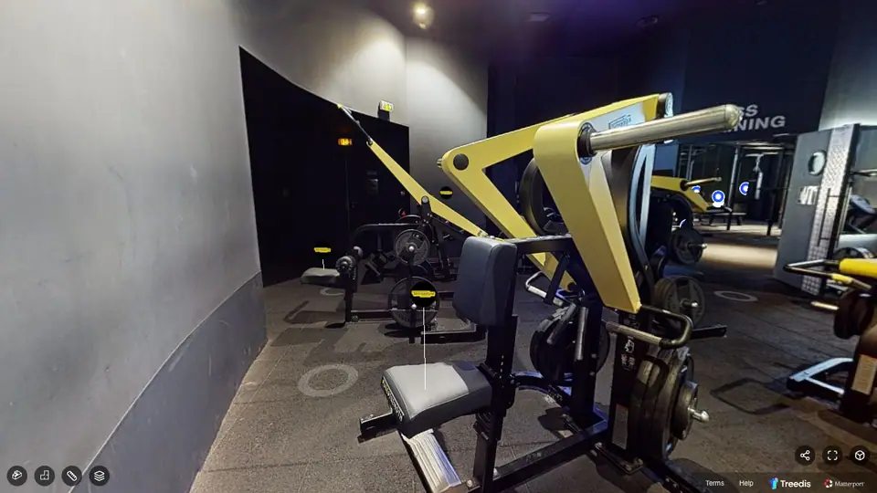 Shoulder Press - Fitness Park Montpellier Odysseum