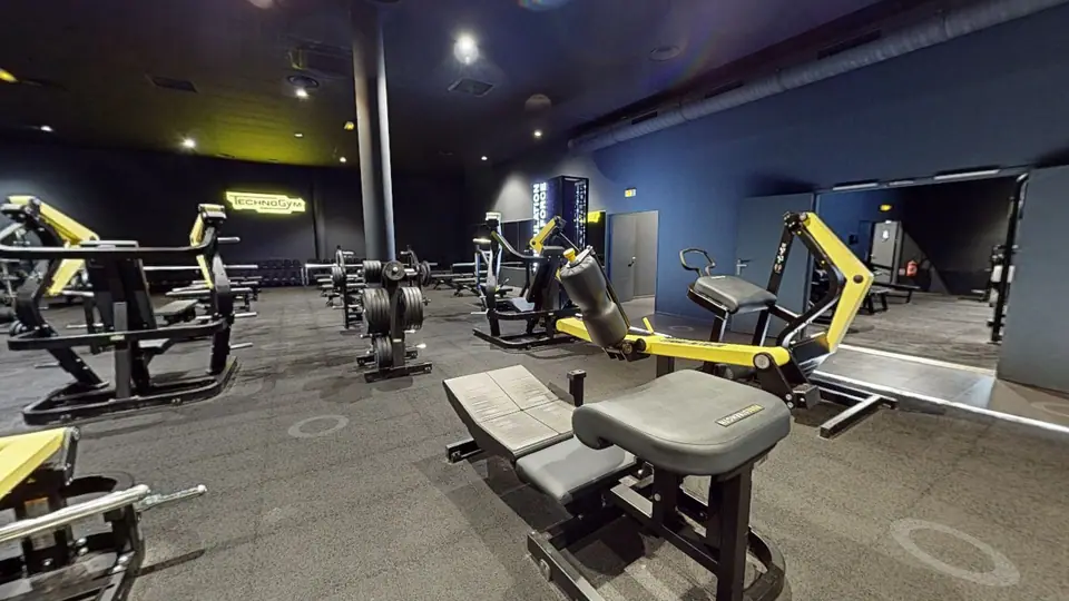 Hip Thrust - Fitness Park Montpellier Odysseum