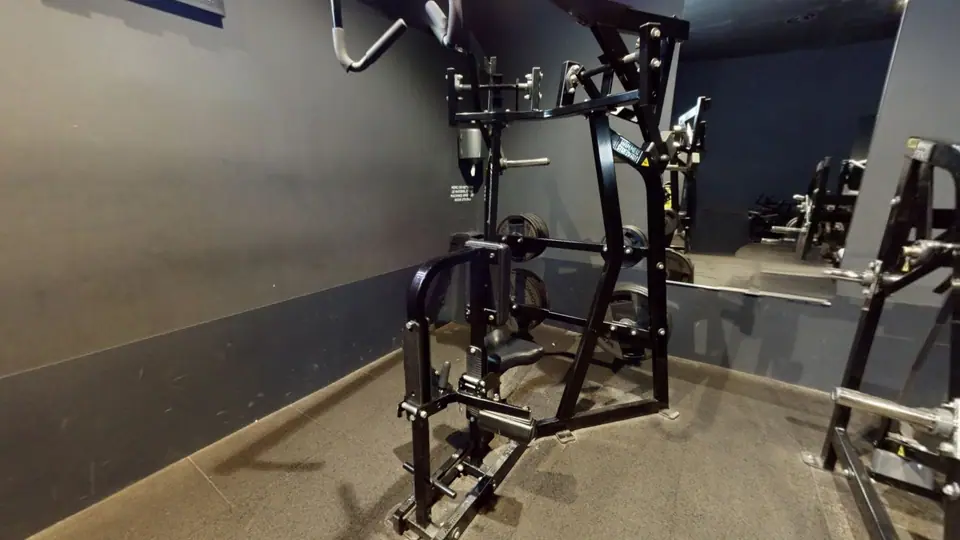 Iso-Lateral High Row - Fitness Park Montpellier Odysseum