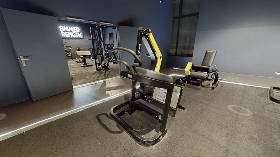 Rear Kick - Fitness Park Montpellier Odysseum
