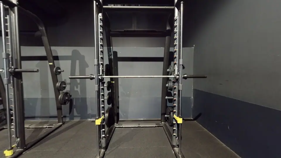 Smith Machine - Fitness Park Montpellier Odysseum